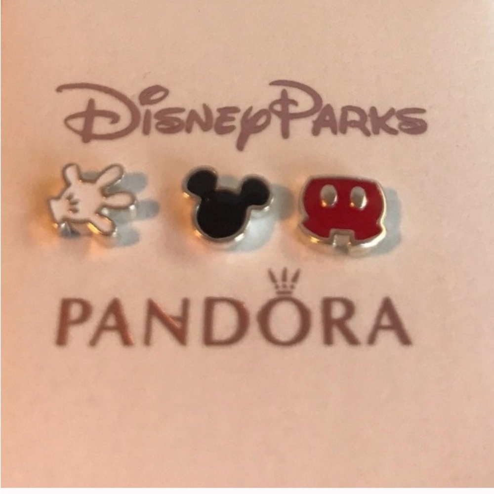 Pandora Heart Necklace with Silver Chain and Disney Mickey Mouse mini charms - Picture 4 of 4